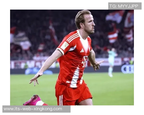 莱万重返德甲战旧主拜仁球迷怒斥其忘恩负义情感纠葛